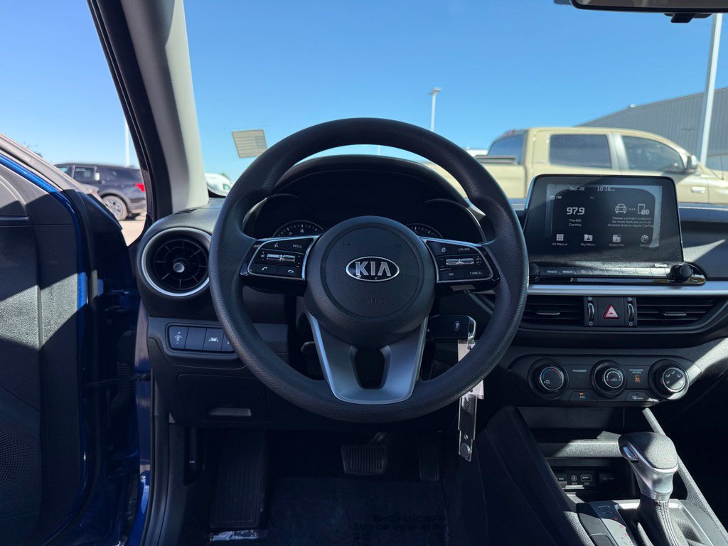 Used 2020 Kia Forte LXS FWD image 12