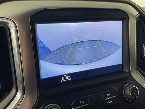 Used 2020 Chevrolet Silverado 1500 LT image 8