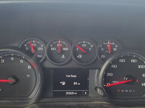 Used 2020 GMC Sierra 1500 2WD Crew Cab w/ Sierra Value Package image 28