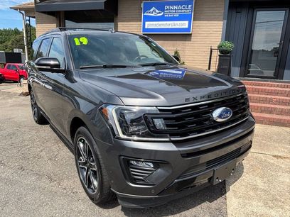Used 2019 Ford Expedition Limited w/ Equipment Group 303A