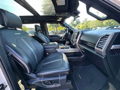 Used 2018 Ford F150 Platinum w/ Equipment Group 701A Luxury AWD/4WD image 4