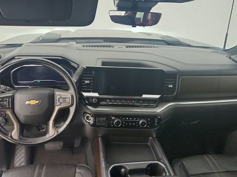 Used 2024 Chevrolet Silverado 2500 High Country w/ Technology Package AWD/4WD image 24