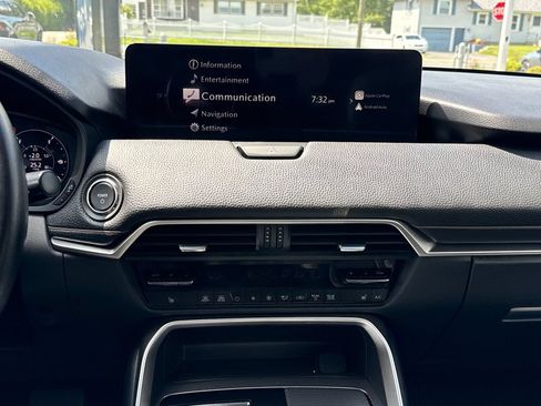 Certified 2025 MAZDA CX-90 Plug-In Hybrid w/ Preferred AWD/4WD image 18