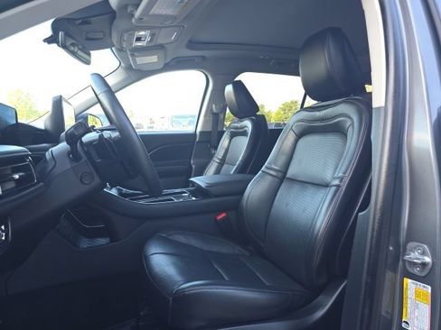 Used 2025 Lincoln Aviator Reserve w/ Illumination Package AWD/4WD image 9