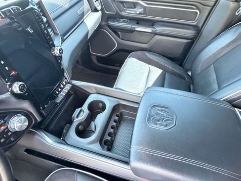 Used 2023 RAM 1500 Laramie AWD/4WD image 11