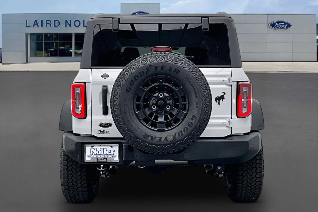 New 2026 Ford Bronco Outer Banks AWD/4WD image 4