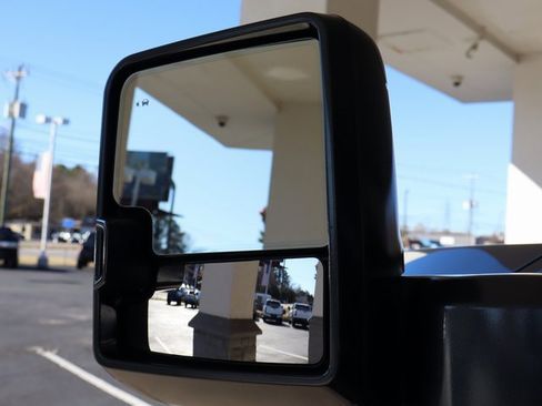 Used 2020 GMC Sierra 3500 Denali w/ Denali Ultimate Package image 17