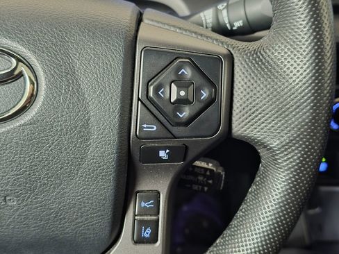 Used 2020 Toyota Tacoma TRD Pro AWD/4WD image 33