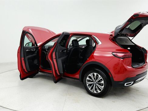 Used 2025 Buick Envision Preferred image 10