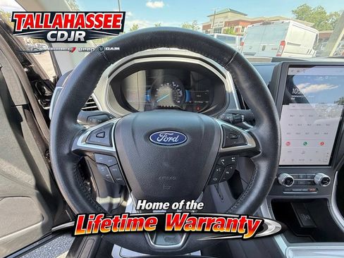 Used 2024 Ford Edge SEL AWD/4WD image 17