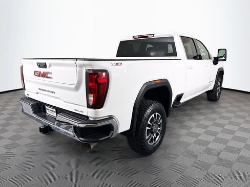 Used 2023 GMC Sierra 3500 SLE w/ SLE Convenience Package AWD/4WD image 7