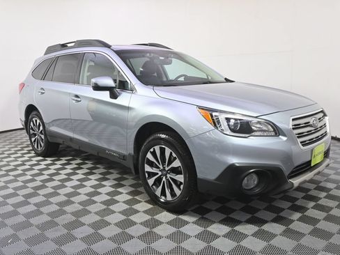 Used 2017 Subaru Outback 2.5i Limited AWD/4WD image 8