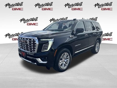 Used 2026 GMC Yukon Denali w/ Sun & Power Step Package AWD/4WD image 8