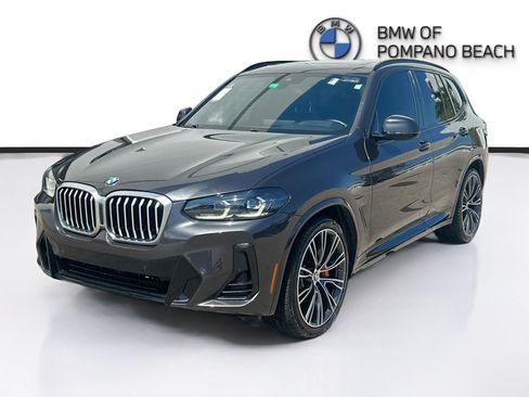 Used 2022 BMW X3 sDrive30i w/ M Sport Package 2 RWD image 3