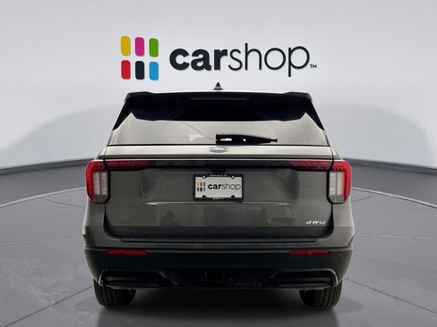 Used 2025 Ford Explorer ST-Line image 4