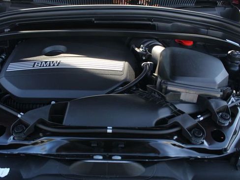 Used 2025 BMW X2 xDrive28i w/ Convenience Package image 3