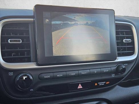 Used 2023 Hyundai Venue SEL w/ Cargo Package image 14