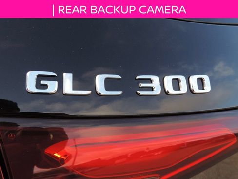 Used 2024 Mercedes-Benz GLC 300 image 12
