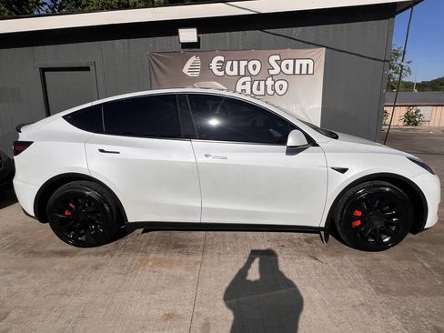 Used 2023 Tesla Model Y Long Range AWD/4WD image 8