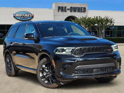 Certified 2024 Dodge Durango GT image 1