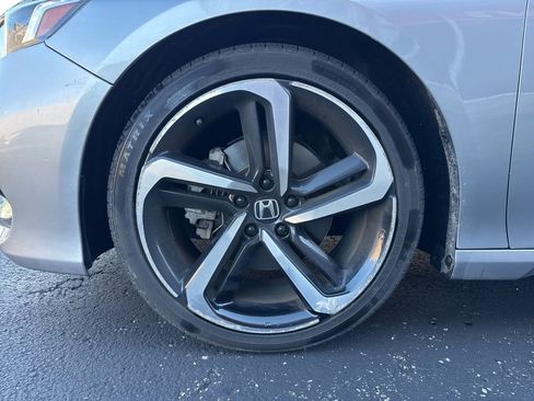 Used 2019 Honda Accord Sport image 17