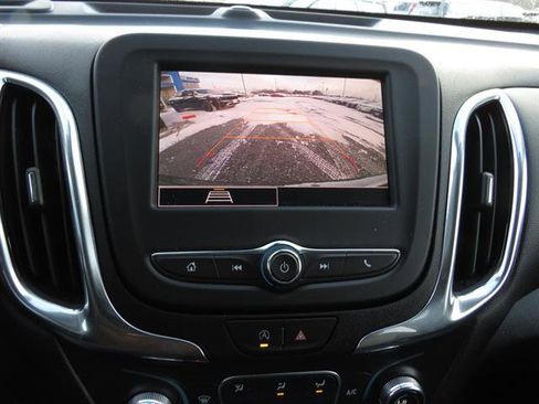 Used 2024 Chevrolet Equinox LT image 21