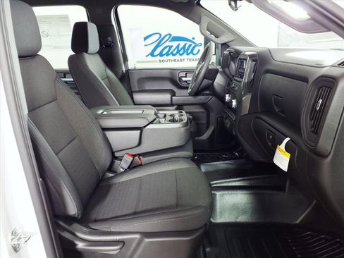 New 2026 GMC Sierra 2500 Pro image 11