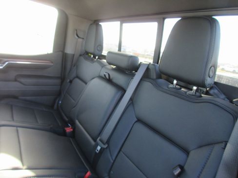 New 2026 GMC Sierra 1500 Denali w/ Denali Reserve Package image 15