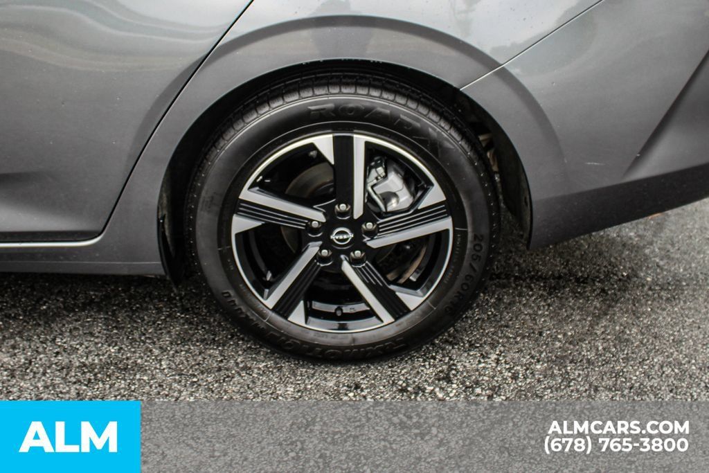 Used 2024 Nissan Sentra SV FWD image 15
