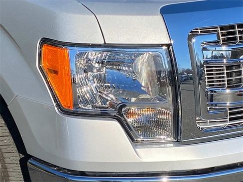 Used 2013 Ford F150 XLT w/ Luxury Equipment Group image 4