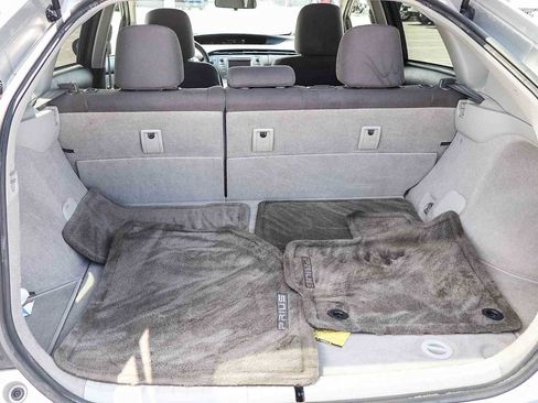 Used 2015 Toyota Prius Two FWD image 26