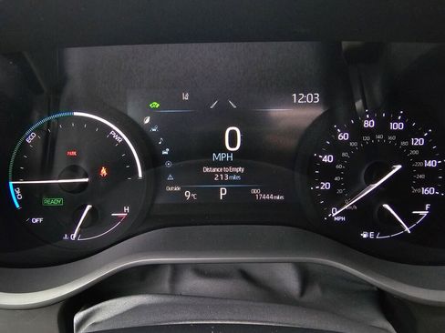 Used 2023 Toyota Sienna Limited AWD/4WD image 27