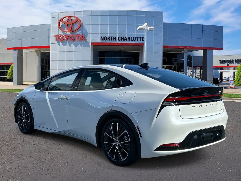 Used 2024 Toyota Prius Limited w/ Limited Premium Package FWD image 6