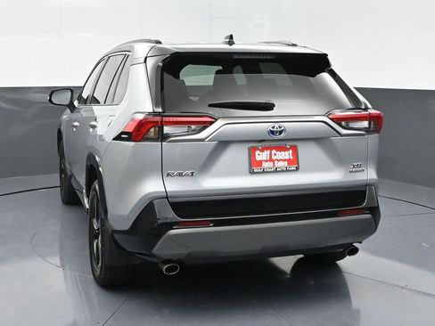 Certified 2021 Toyota RAV4 XSE w/ Carpet Mat Package (TMS) image 4