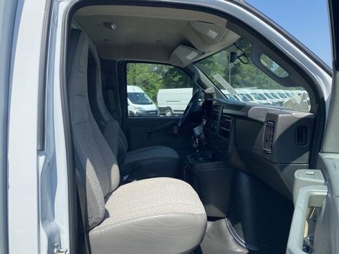 New 2024 GMC Savana 3500 w/ Power Convenience Package image 31