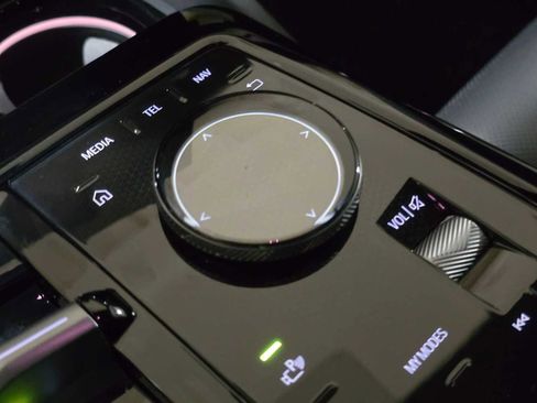 New 2026 BMW 530i xDrive AWD/4WD image 34