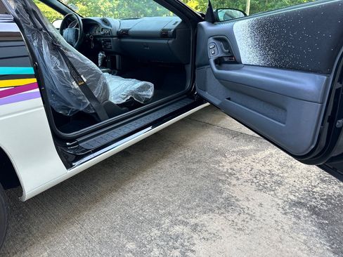 Used 1993 Chevrolet Camaro Z28 image 50