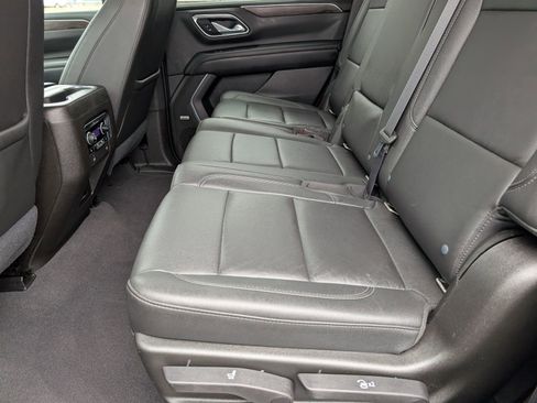 Used 2021 Chevrolet Tahoe LT w/ Luxury Package AWD/4WD image 16