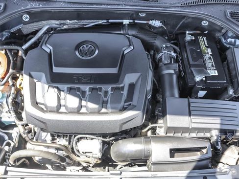 Used 2020 Volkswagen Passat 2.0T SE FWD image 41