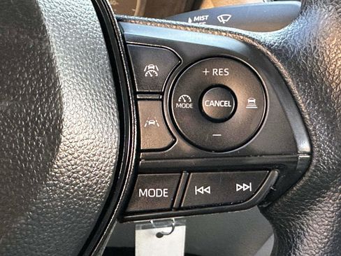 Certified 2024 Toyota Corolla Cross L image 23