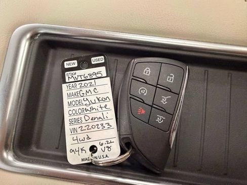 Used 2021 GMC Yukon Denali w/ Denali Premium Package AWD/4WD image 51