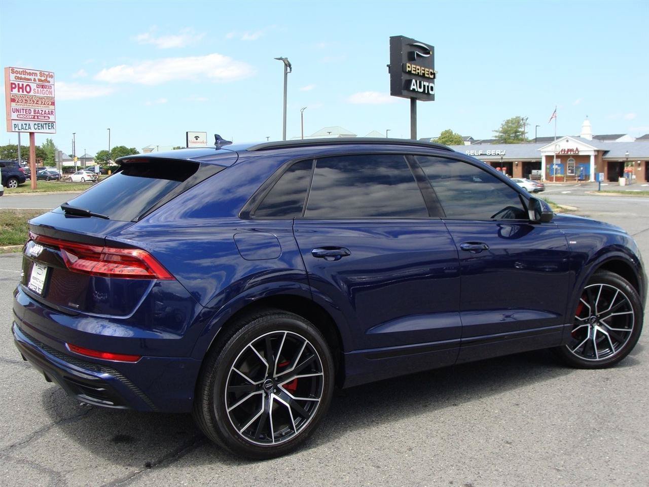 Used 2019 Audi Q8 Prestige AWD/4WD image 6