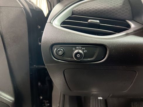 Used 2023 Chevrolet Malibu LT image 25