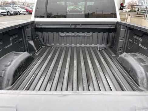 Used 2021 GMC Sierra 2500 Denali w/ Denali Ultimate Package image 19