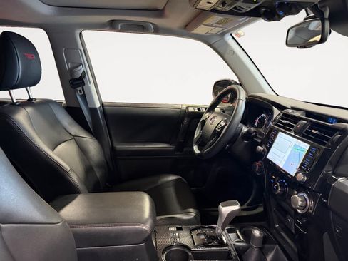 Used 2022 Toyota 4Runner TRD Off-Road Premium w/ TRD Black Wheel Package (TMS) AWD/4WD image 16