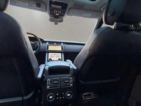 Used 2020 Land Rover Range Rover AWD/4WD image 9