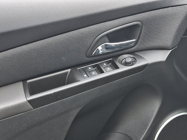 Used 2014 Chevrolet Cruze LT w/ All-Star Edition FWD image 21
