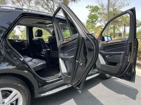 Used 2015 Mercedes-Benz ML 350 4MATIC w/ Premium 1 Package image 43