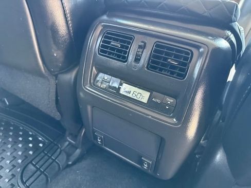 Used 2014 Nissan Pathfinder SL w/ Cargo Package FWD image 18