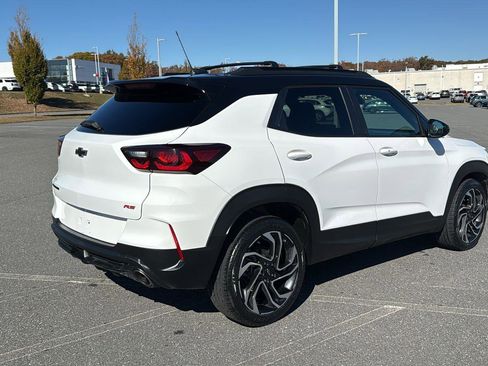 Used 2024 Chevrolet TrailBlazer RS image 6